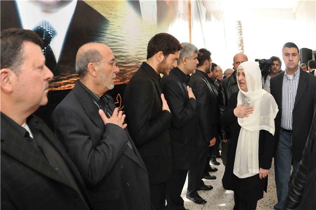 رحم الله الفقيد الحاج حسن محمد عبد الحسن تاج الدين والفقيد علي احمد تاج الدين والفقيد عفيف محمد قاسم كرشت وتغمدهم بواسع رحمته وادخلهم فسيح جناته، واننا نتقدم بخالص عزائنا من اسرهم واشقائهم وزوجاتهم وابنائهم ومن الاخ الكبير الحاج يوسف تاج الدين وعموم اهالي حناويه والجوار. وان اهالي صيدا والجنوب المفجوعين بفقدانهم ورفاقهم يشاركون كل اسر الضحايا الحزن. كما كان الجنوب دائما صلبا وصابرا ومؤمنا ولا يعترض على قضاء الله. الا انه كما كان دائما ايضا يرفض الظلم والغبن والاهمال والحرمان، فاننا نريد الحقيقة الخالصة والدقيقة. ونريد ان نشارك بتأمين كل اسباب السلامة والاستقرار لمواجهة الكوارث على اشكالها الطبيعية والالية 