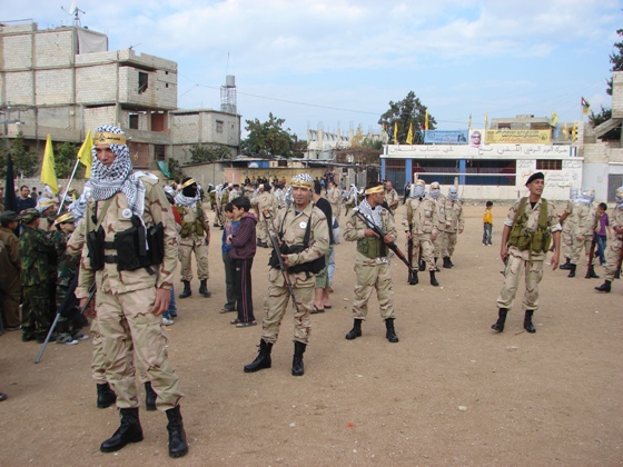 اقامت حركة فتح عرض عسكري ضخم بمناسبة الذكرى السنوية لانطلاقتها وشكل هذا العرض من مجموعة وحدات بقيادة العميد منير المقدح والقائد اللينو والقائد ابو عرب,حيث تضمن الحفل عروضات من حملة اسلحة قذائف ال B7 ورشاشات الكلشينكوف 