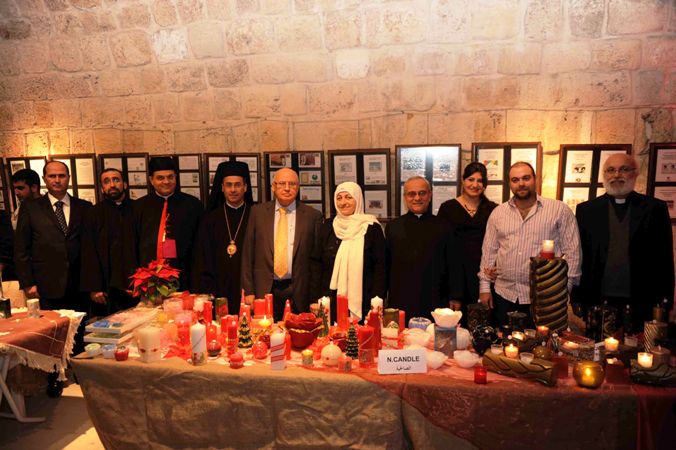 بلدية المدينة تطلق "ايام صيدا الميلادية " برعاية النائب بهية الحريري ومشاركة  مطارنة وفاعليات المدينة والجوار  تصوير وليد عنتر