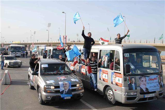 صيدا عبرت عن وفائها لإبنها الشهيد رفيق الحريري تصوير وليد عنتر